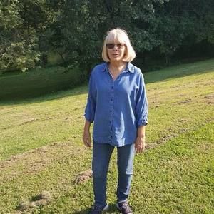 Meet your Posher, Vickie